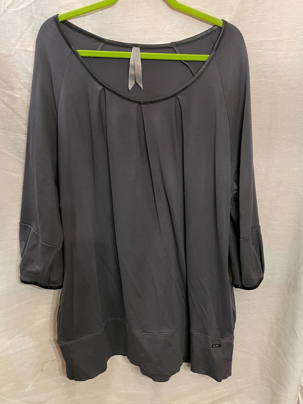 Melissa McCarthy Three-Quarter Sleeve Scoop Neck Tunic - Charcoal